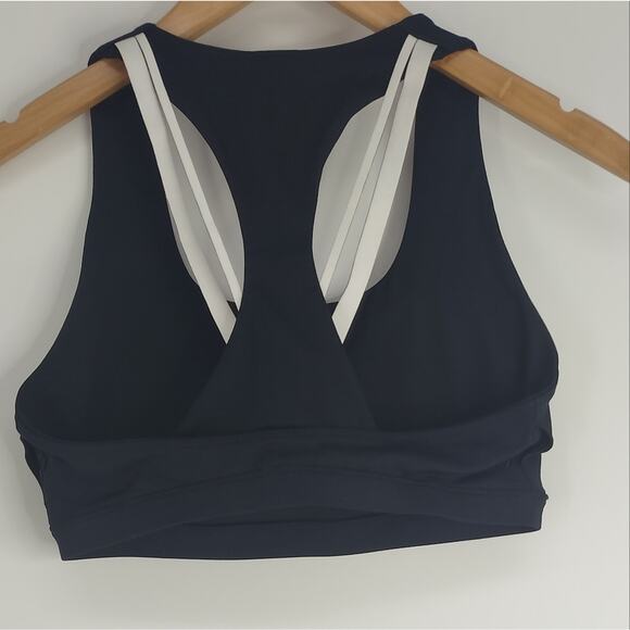 Fabletics Black/Leopard Sports Bra Medium Impact Size Medium - Picture 2 of 3